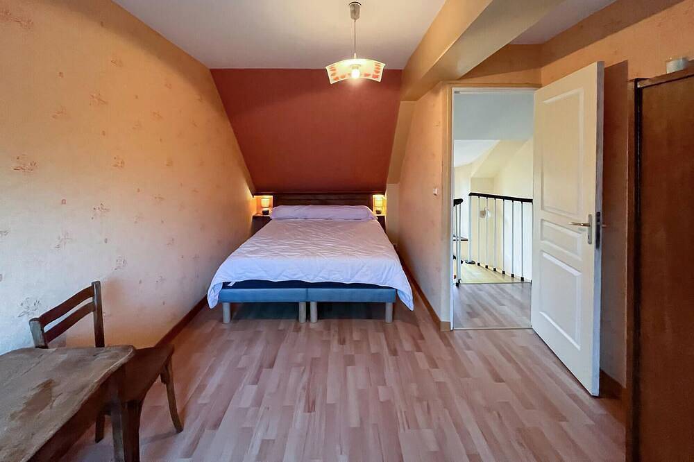 2 bedroom cozy home in Heugueville-sur-Sienne in Heugueville-sur-Sienne, Région de Coutances
