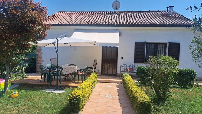 Gîte pour 4 personnes, avec Jardin et Vue à Magenta - 3
