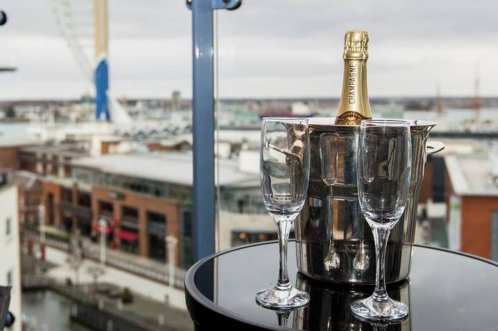 Glamping for 4 people in Portsmouth