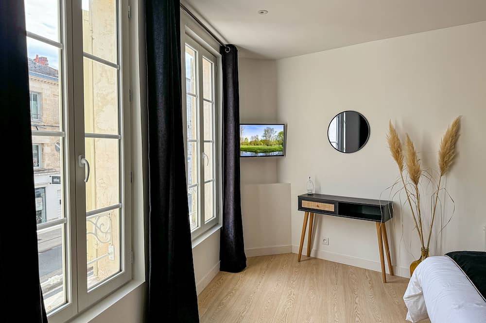 Entire apartment, Cozy Niort Royal Navy - Charmant studio dans un bel immeuble in Niort, Niort region