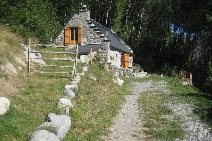 Gîte pour 6 personnes, avec jardin à Grust - 4