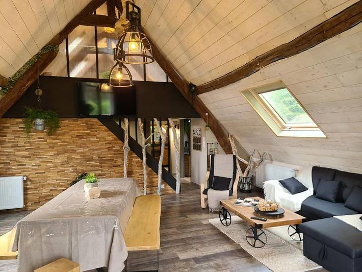 Appartement de vacances pour 7 personnes, avec sauna ainsi que terrasse et jacuzzi