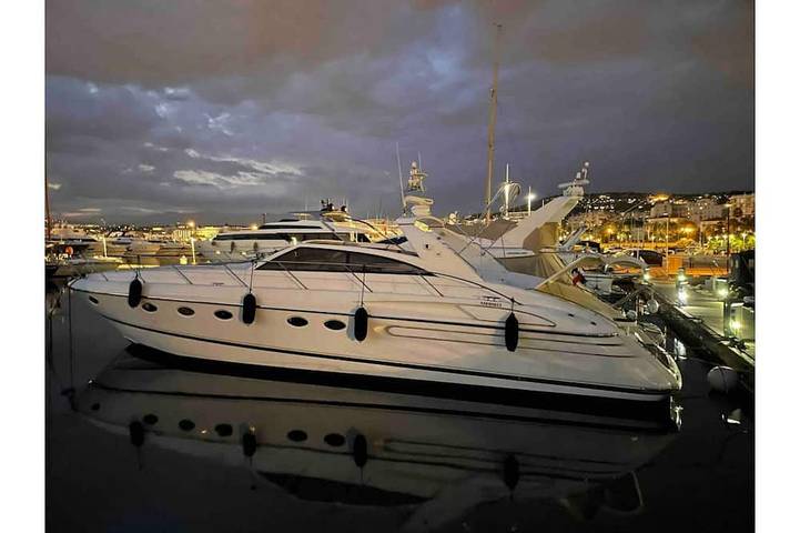 Péniche pour 6 personnes, animaux acceptés dans Port Pierre Canto Cannes