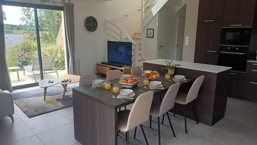 Location de vacances pour 6 personnes, avec Terrasse et Jardin dans Romagné