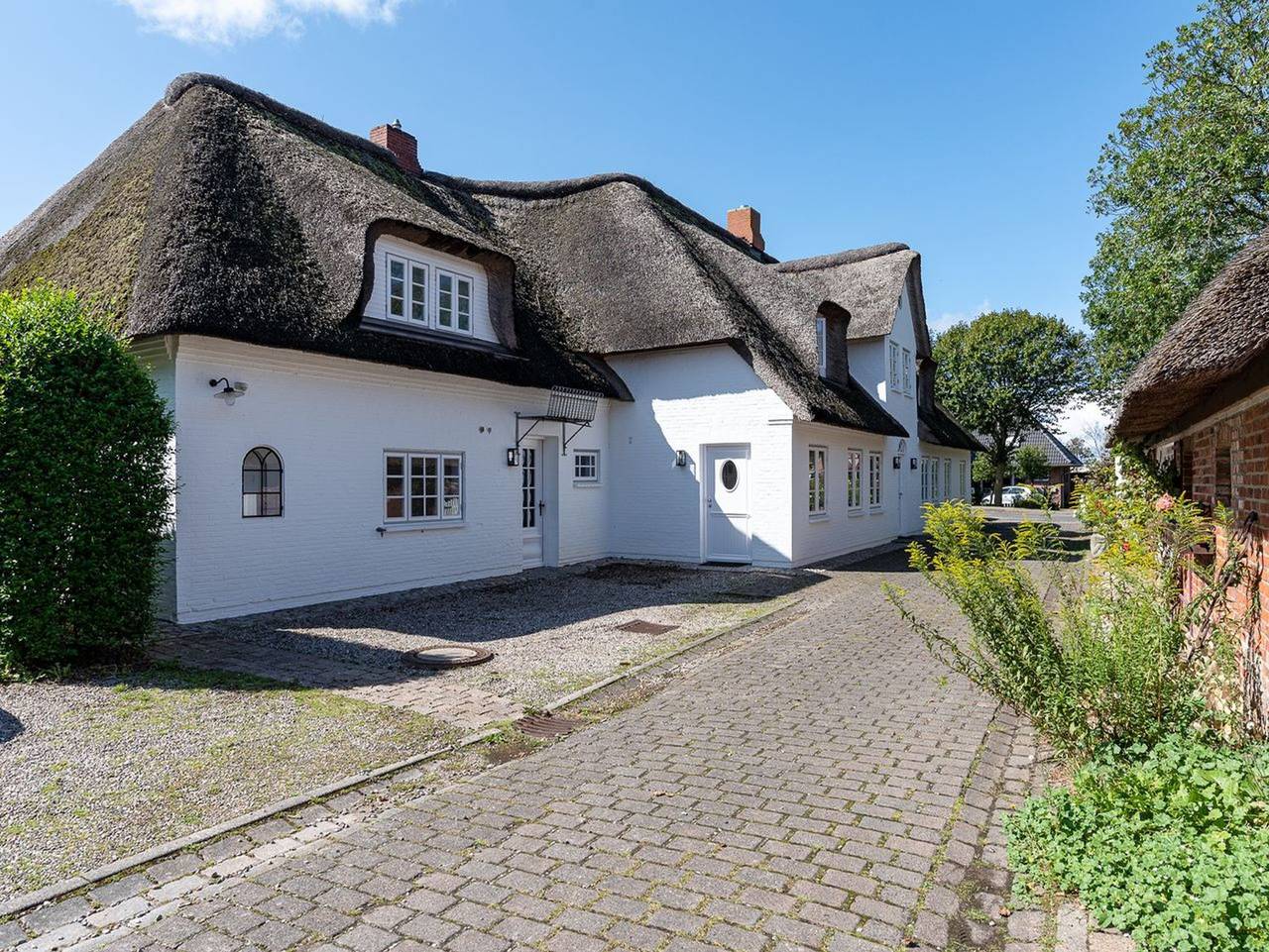 Kapitänshaus Ost - „Erleben Sie luxuriöse Erholung im Kapitänshaus Ost – Ihr Traumurlaub!“ in Oldsum, Föhr