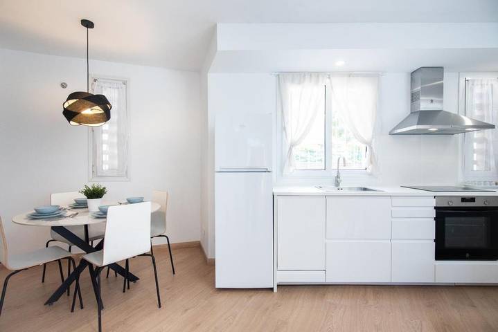 Villa für 5 Personen, mit Terrasse und Ausblick in Barcelona - 4