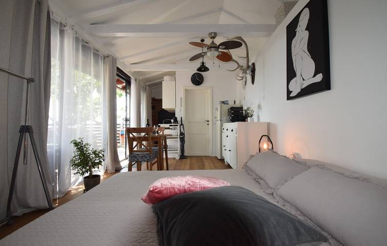 Ferienwohnung für 2 Personen, mit Garten und Seeblick in Rijeka - 4