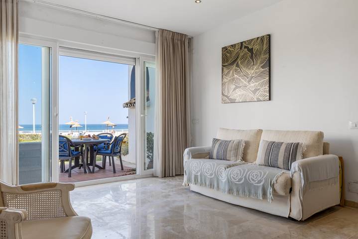 Ferienhaus für 7 Personen, mit Meerblick und Balkon sowie Terrasse und Garten in Casares - 3