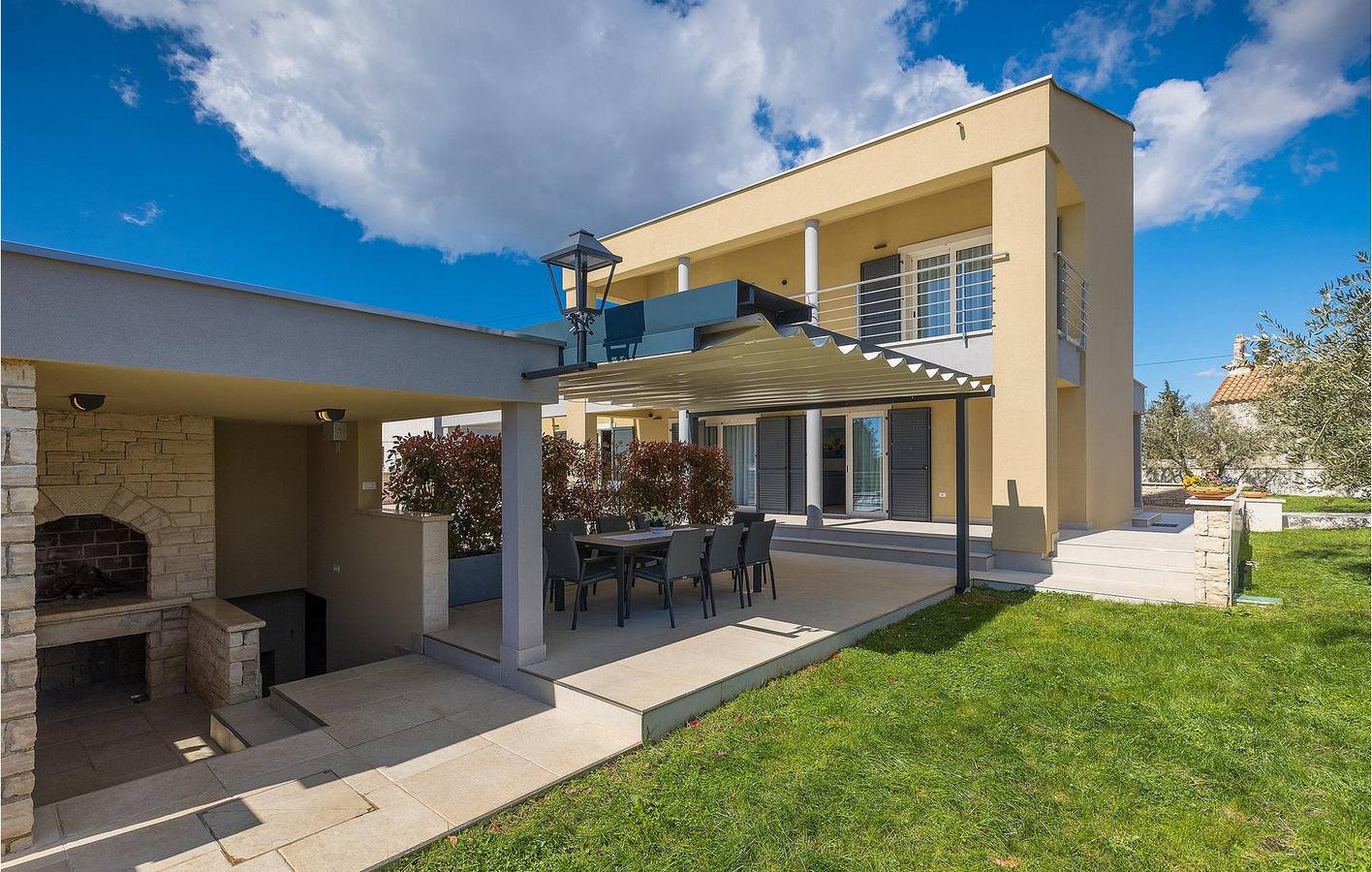 Reizende Ferienwohnung mit Pool, in der Nähe der Küste und von Restaurants in Krnica in Marčana, Südküste Istrien