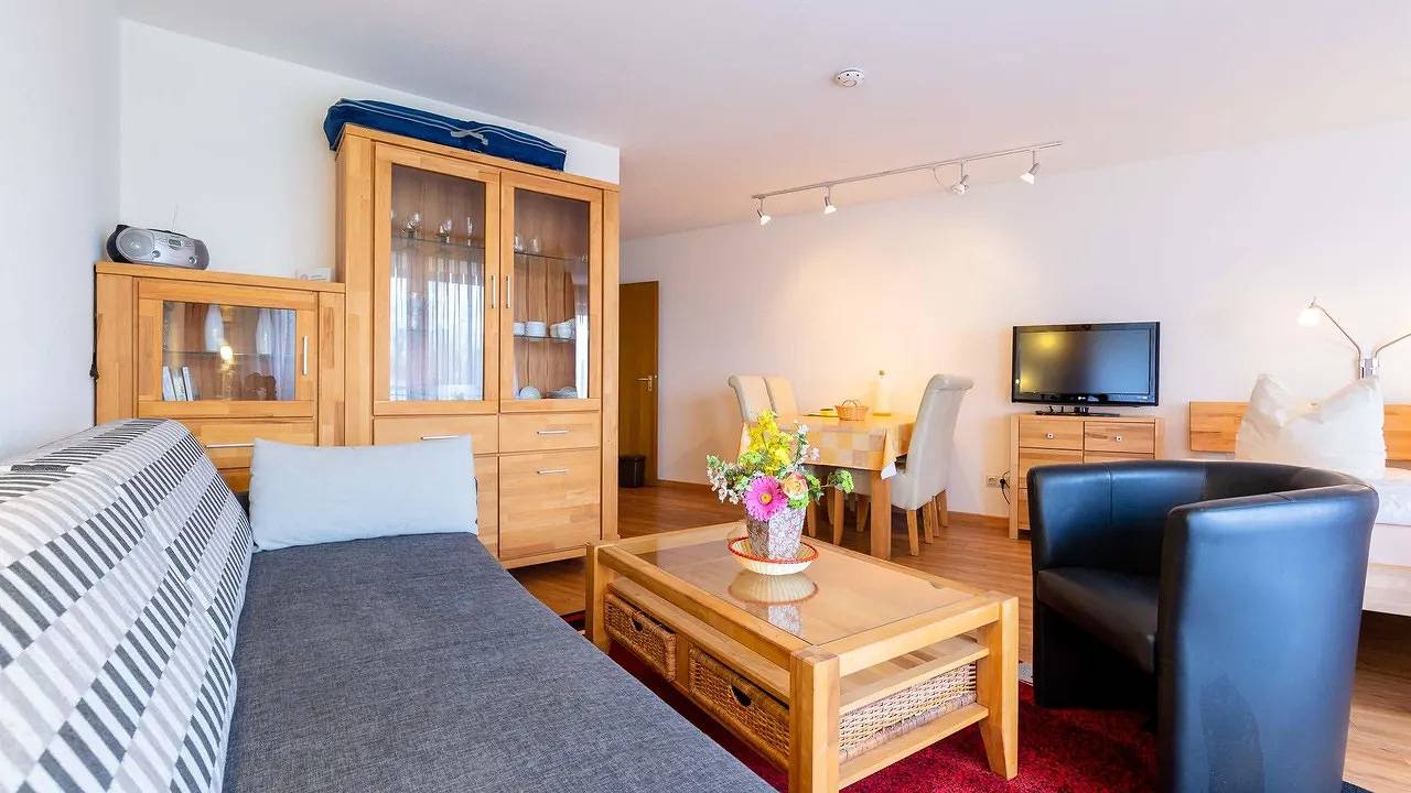 Ganze Ferienwohnung, Ferienwohnung für 3 Personen (40 m²) in Immenstaad am Bodensee in Immenstaad am Bodensee, Region Bodensee-Oberschwaben