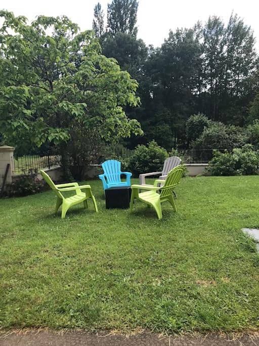 Location de vacances pour 11 personnes, avec jardin et vue dans Vallères - 2