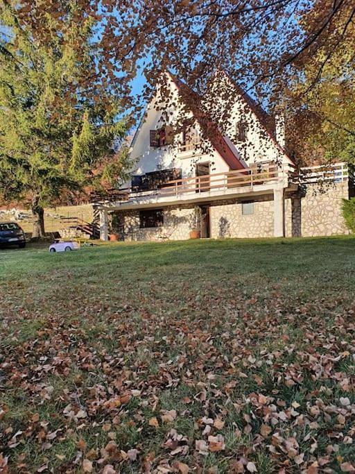 Casa vacanza per 8 persone, con Balcone e Terrazza nonché Giardino e Panorama a Tagliacozzo