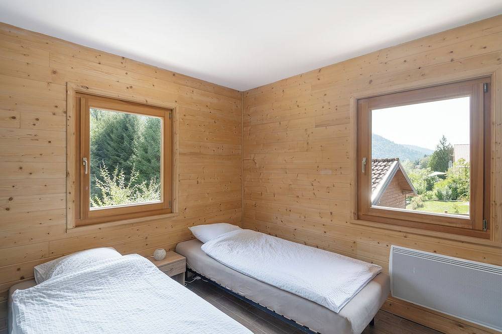 Chalet du Bouchot 2: spa privatif, aire de jeux,4p in Rochesson, Parc naturel régional des Ballons des Vosges