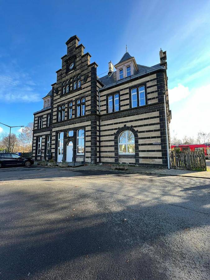 Ferienwohnung für 6 Personen, mit Balkon und Terrasse sowie Whirlpool und Sauna in Kruft