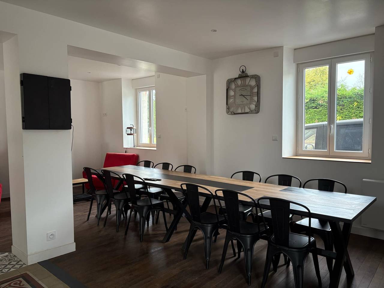 Maison de vacances 'Maison De Vacances' avec piscine privée, jardin privé et Wi-Fi in Messeix, Région de Clermont-Ferrand