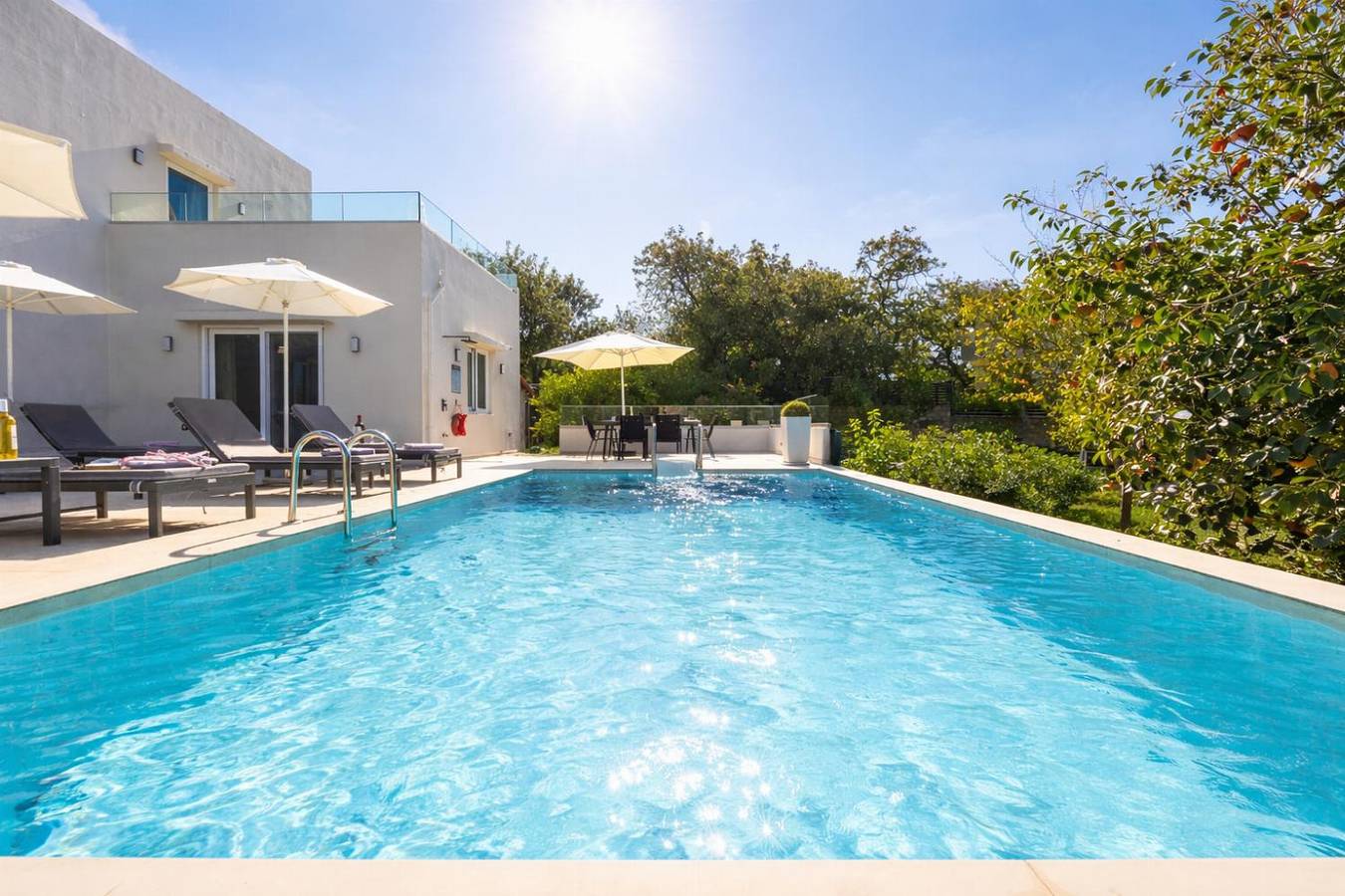 Villa für 6 Personen mit Terrasse in Prines, Nikiforos Fokas