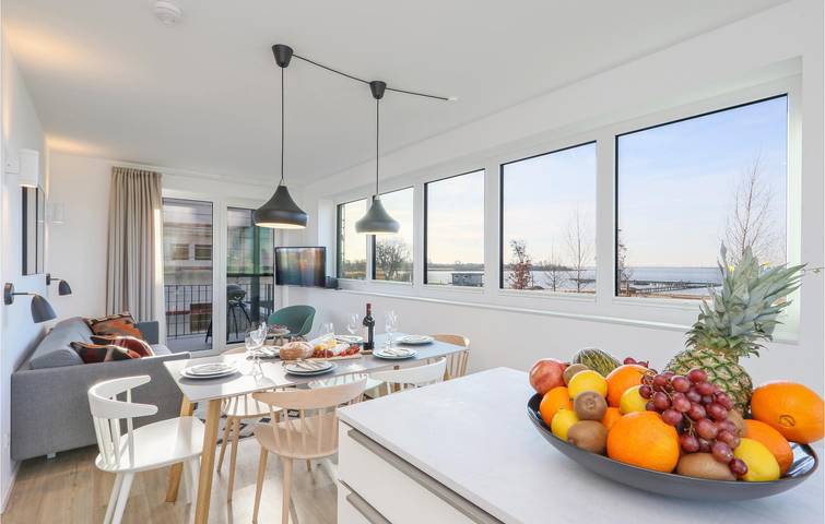 Ferienwohnung für 6 Personen, mit Terrasse und Seeblick in Lembruch - 2