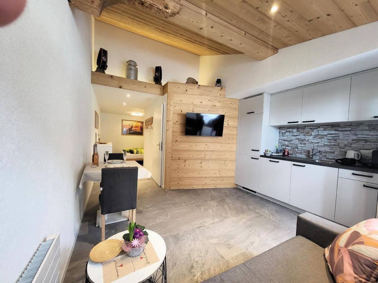 Ganze Wohnung, Chalet Lilo Studio in Beatenberg, Thunersee