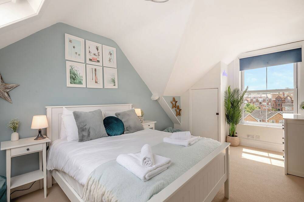 4 bedroom accommodation in Cromer in Cromer, Norfolk Coast