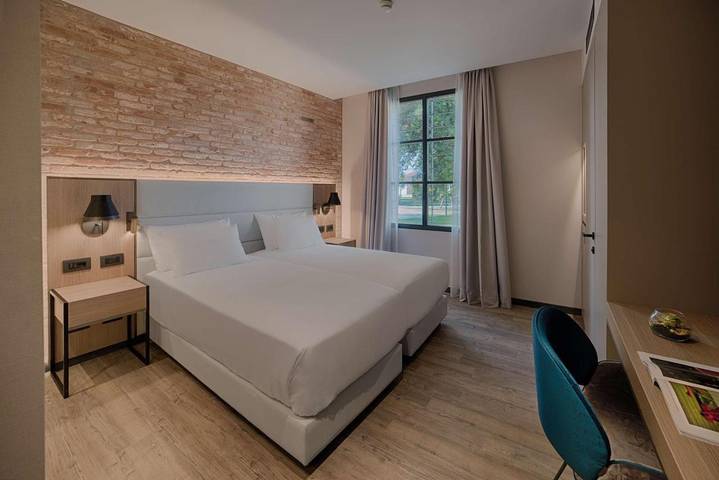 Hôtel pour 2 personnes, avec jardin ainsi que sauna et vue à Murano - 4