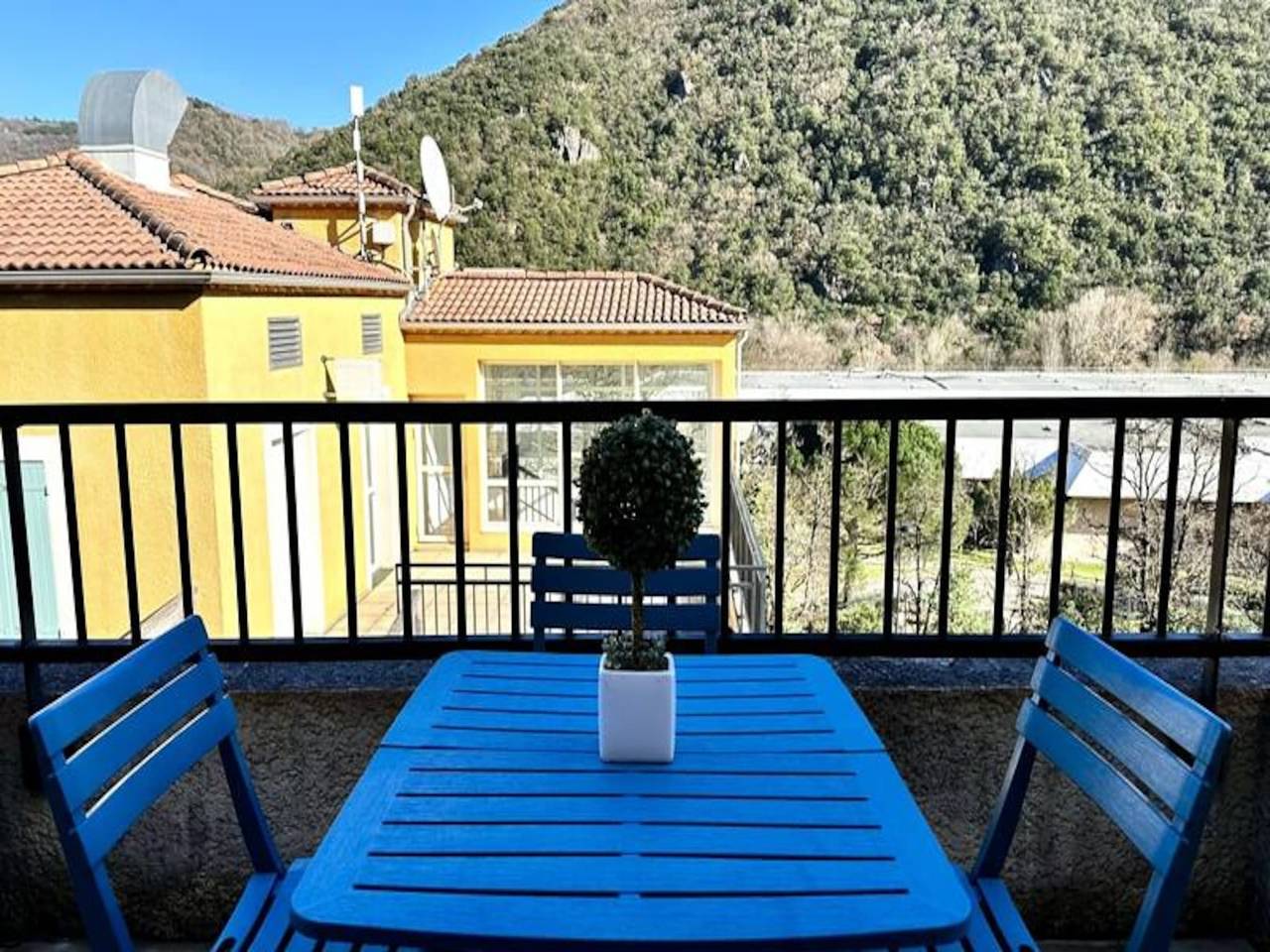 Ganze Wohnung, Apartments für 5 Personen in Avène, Lodève und Umgebung