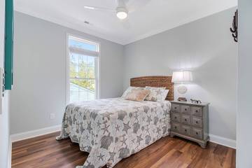 Vacation House for 8 Guests in Oak Island (NC), Brunswick County, Picture 2