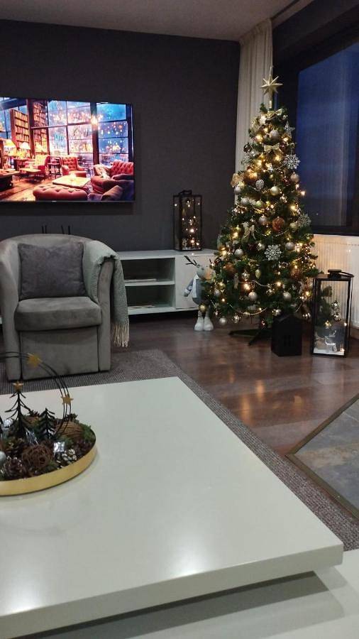 Villa pour 10 personnes, avec piscine et jardin ainsi que vue et sauna à Alba (Romania)