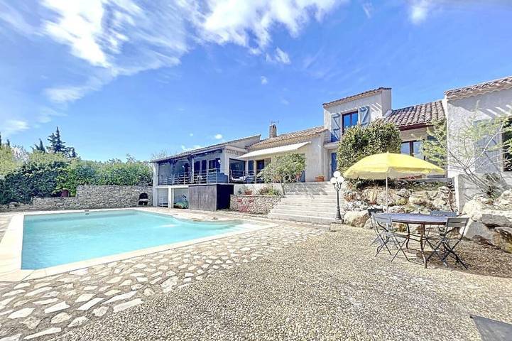 Location de vacances pour 12 personnes à Assignan