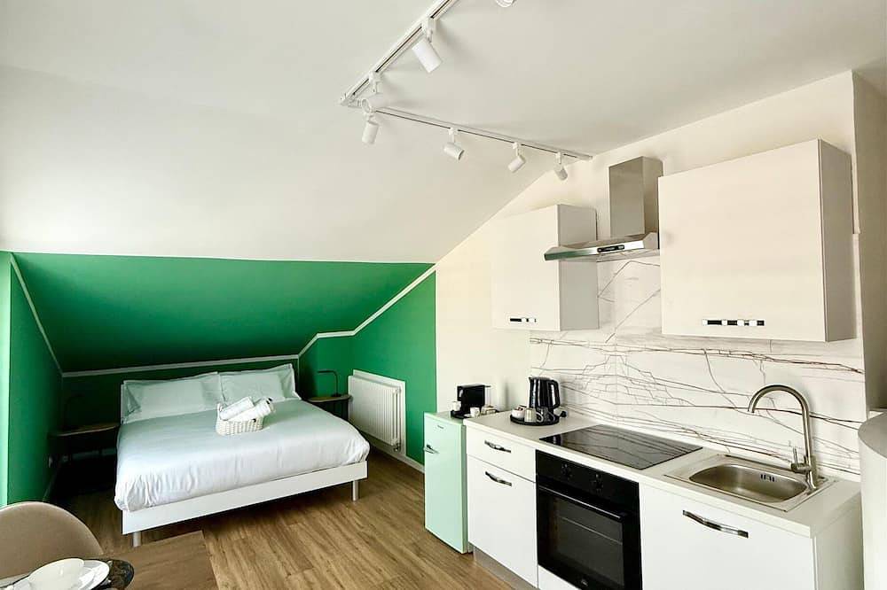 Entire apartment, Catullo Loft in Villafranca di Verona, Verona Province