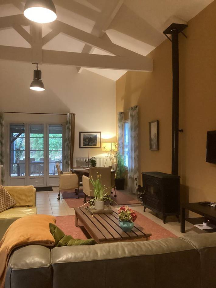 Gîte pour 4 personnes, avec piscine ainsi que jardin et terrasse à Sainte-Alvère - 4