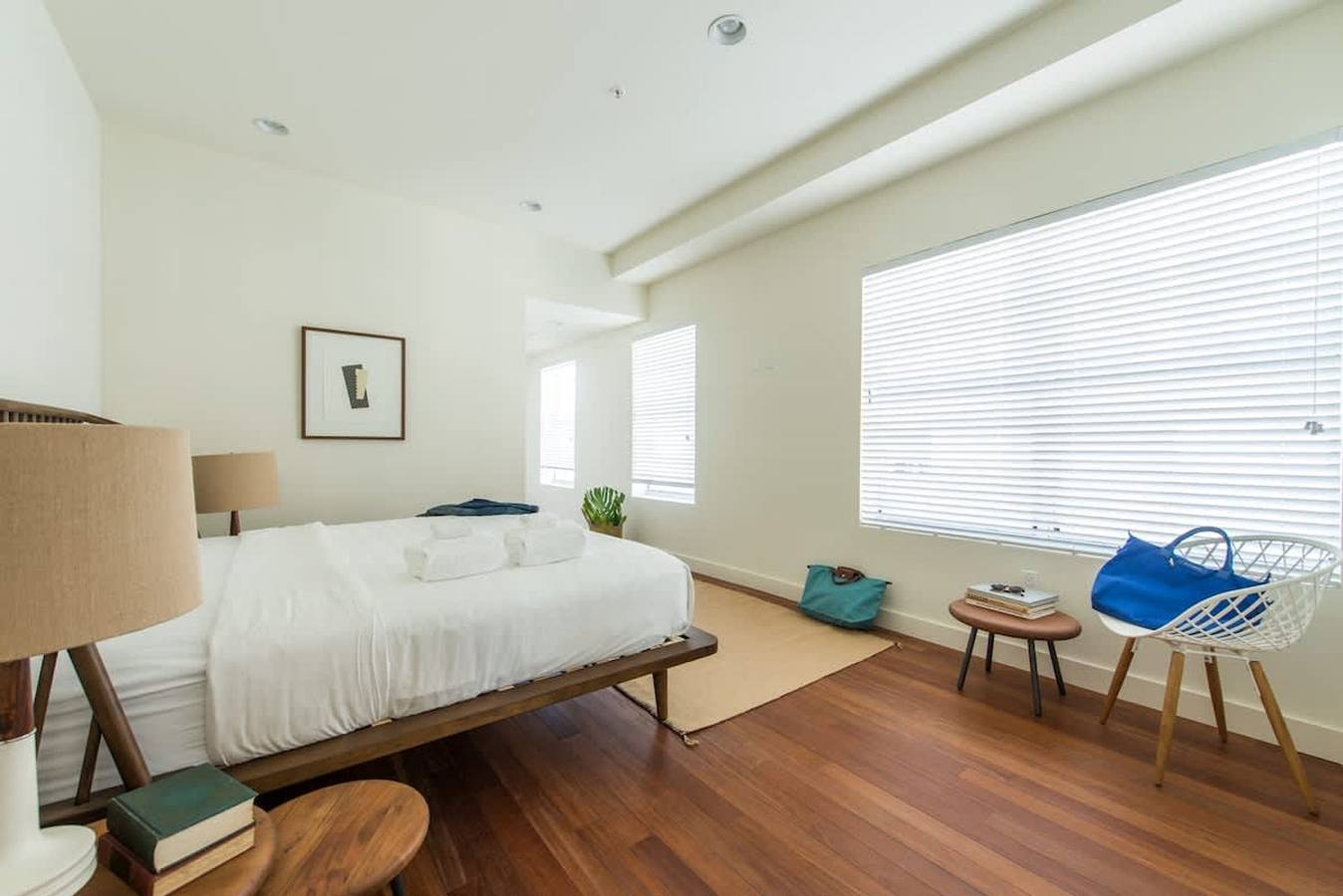 Appartamento intero, 4-Bedroom Gem Sleeps 10 Best Value in Sobe in South Beach, Miami Beach