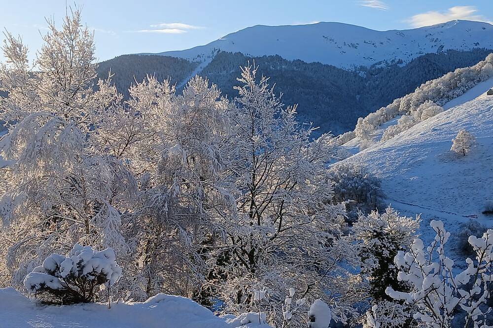 Gite in a small mountain village facing south. in Germs-sur-l'Oussouet, Hautes-Pyrénées