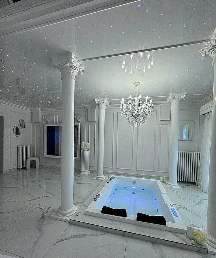 Maison d’hôte pour 2 personnes, avec balcon et jacuzzi