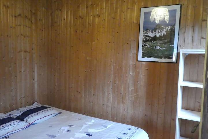 Gîte pour 4 personnes, avec sauna et terrasse ainsi que jardin et jacuzzi, animaux acceptés à La Ferrière - 3