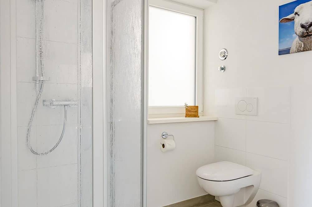 Ganze Wohnung, Ferienwohnung/App. für 2 Gäste mit 30m² in Husum in Husum Hafen, Husum