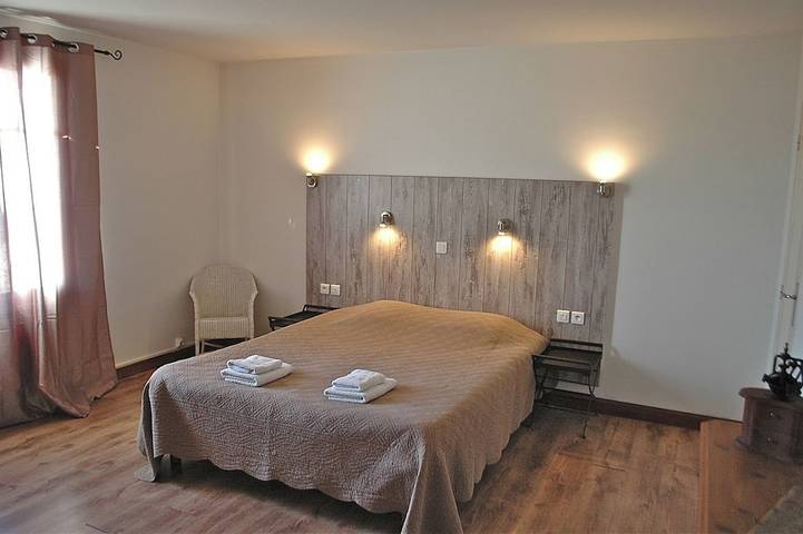 Location de vacances pour 15 personnes, avec jardin à Mormoiron - 2