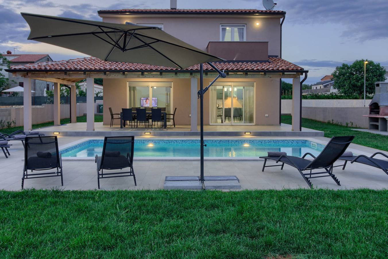 Villa für 8 Personen mit Pool in Pula-Medulin, Pula