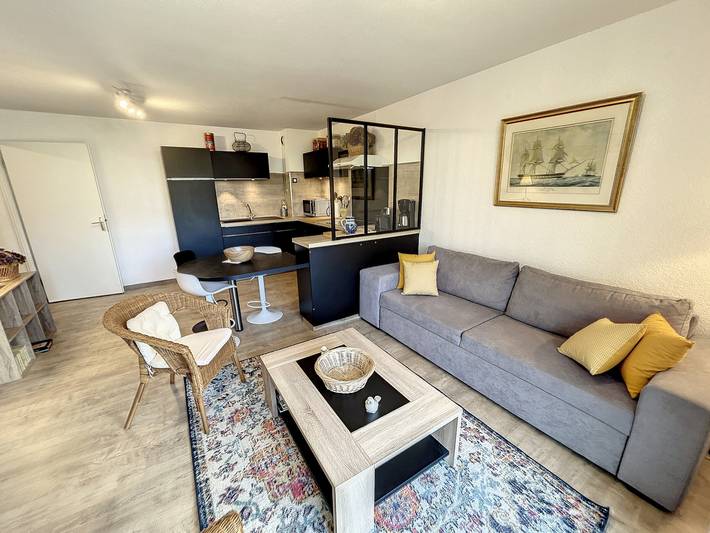 Gîte pour 3 personnes, avec terrasse dans Carolles Plage - 2