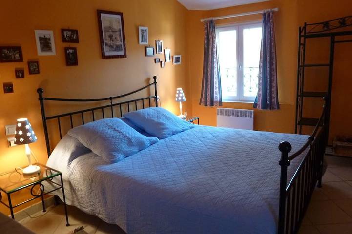 Gîte pour 4 personnes, avec terrasse à Pernes-les-Fontaines - 3