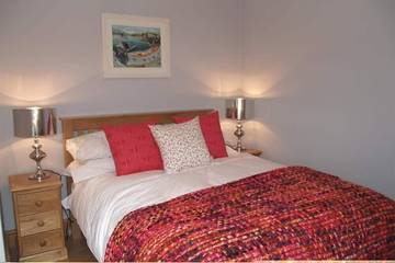 Cottage for 8 People in Broad Haven, Pembrokeshire, Photo 2