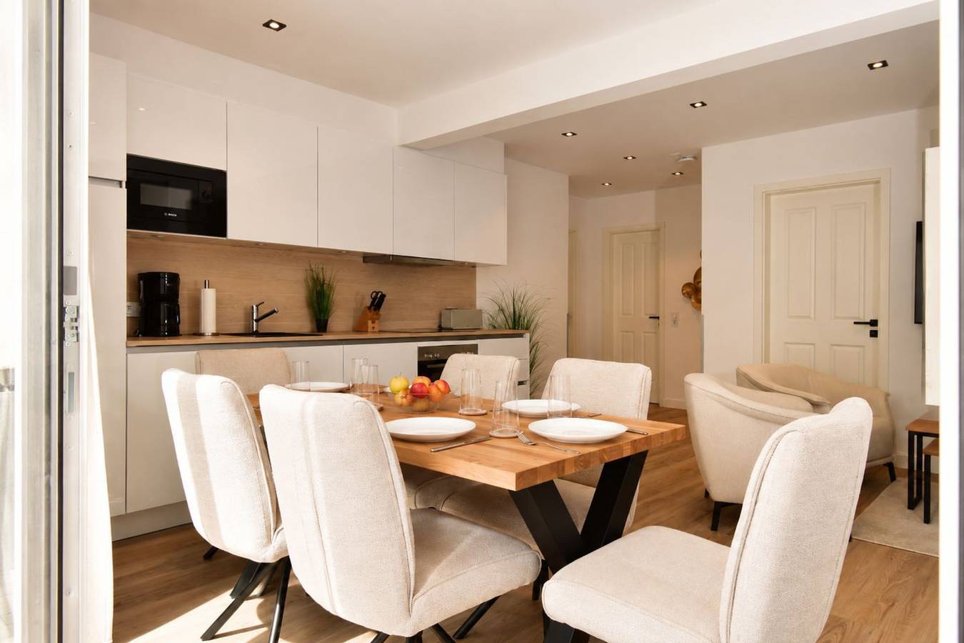 Ganze Wohnung, Großzügige 57m² Ferienwohnung für 4 Personen mit Südterrasse – modern &ebenerdig in Ostseebad Kühlungsborn, Kühlungsborn