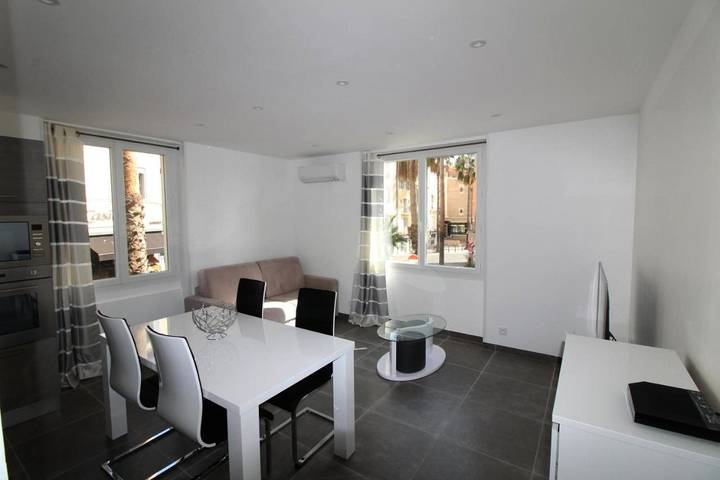 Gîte pour 4 personnes, avec vue dans Port de Sanary sur Mer - 3