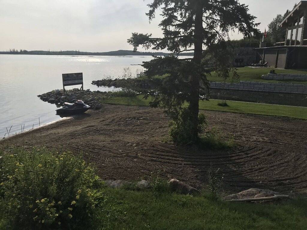 Cabin Rentals And Lodges for 6 Guests in Saskatchewan, Canada