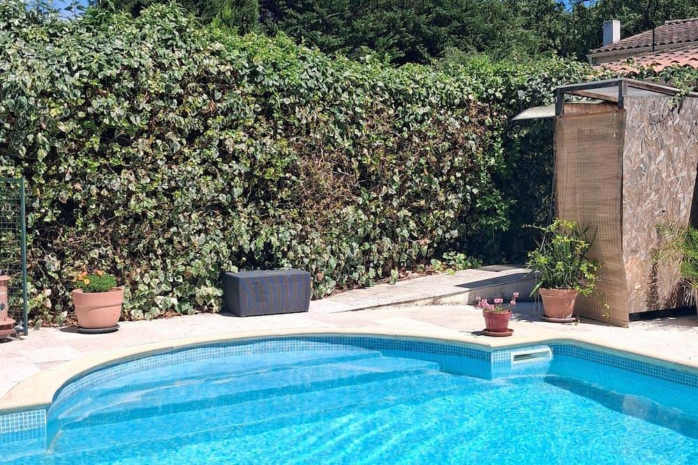 Appartement entier, Quiétude et détente au coeur de la Provence in Eyragues, Région d'Arles
