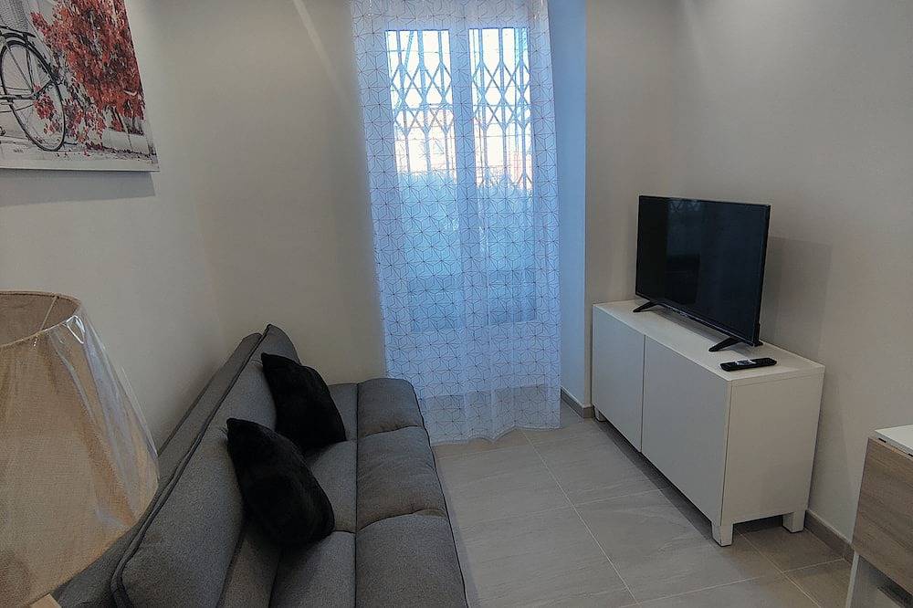 Ganze Wohnung, \"Maison Viola\"<br>Stunning three-room newly renovated apartment 2 steps from Monaco in Beausoleil, Nizza und Umgebung