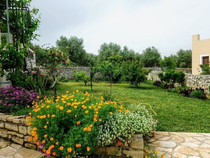 Bungalow voor 4 personen, met tuin op Kreta