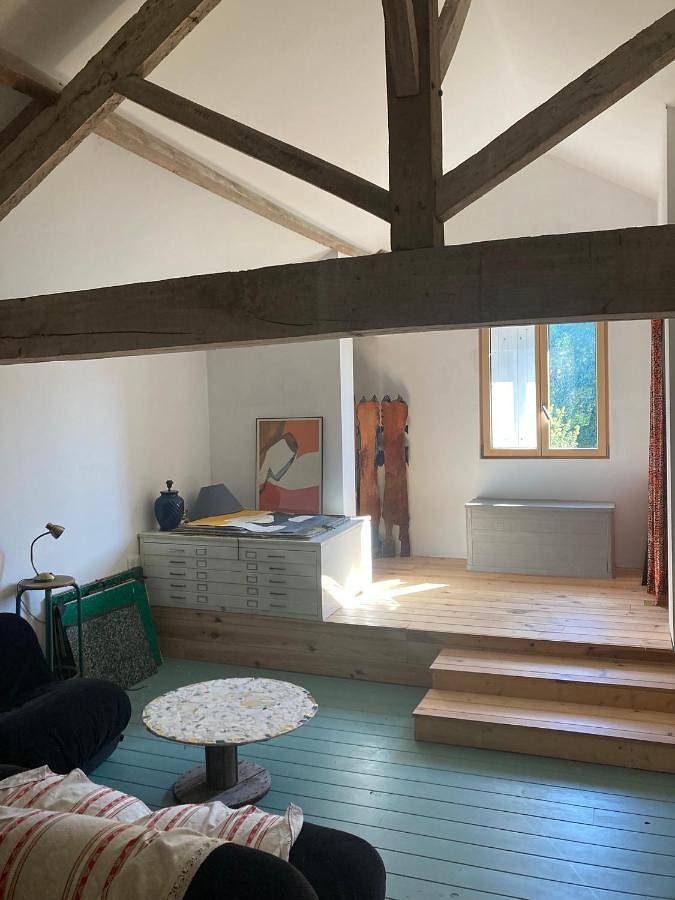 Location de vacances pour 6 personnes, avec vue ainsi que jardin et terrasse, animaux acceptés dans La Tour-Blanche-Cercles - 2