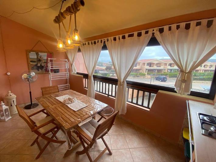 Ferienwohnung für 4 Personen, mit Garten und Pool sowie Ausblick und Kinderpool