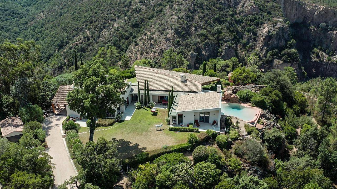 Art & design Villa with 360 view in Mandelieu-la-Napoule, Massif de l'Esterel