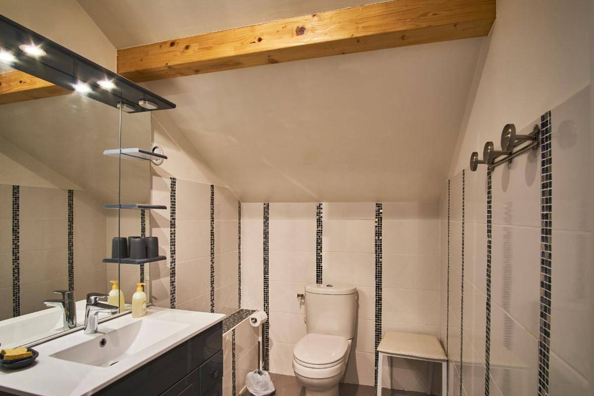Appartement entier, Gite Les Galets Chantants Saint hilaire du rosier in Saint-Hilaire-du-Rosier, Isère